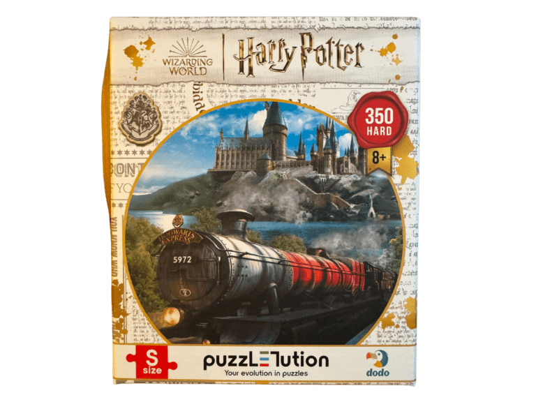 A harry potter puzzle is shown with hogwarts castle.